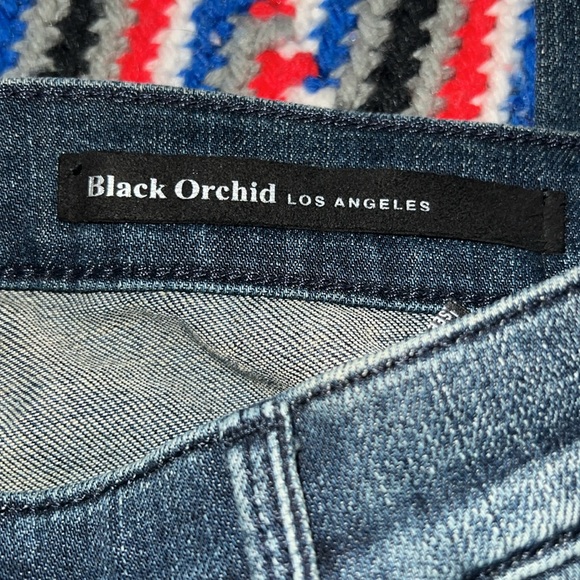 Black Orchid blue jeans - Picture 13 of 17